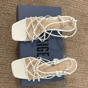 Paige *never worn* Gianna white leather 7.5 sandal